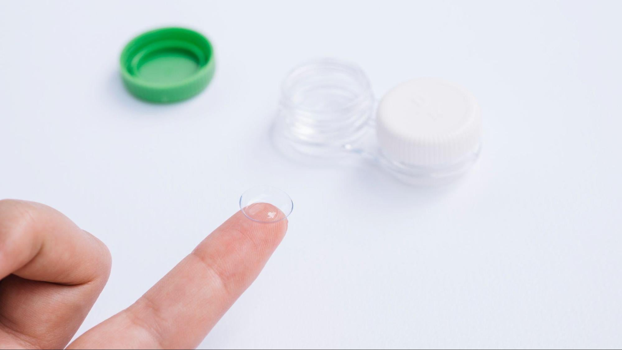 Contact Lens: A Guide to Types, Benefits, and Proper Care